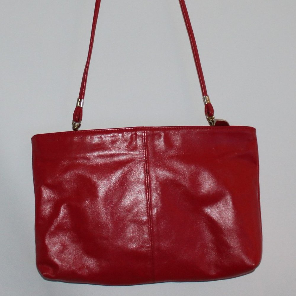 70s Vintage Valerie's Handbags Red Leather Crossbody/Shoulder Purse - 6.6" x 11"
